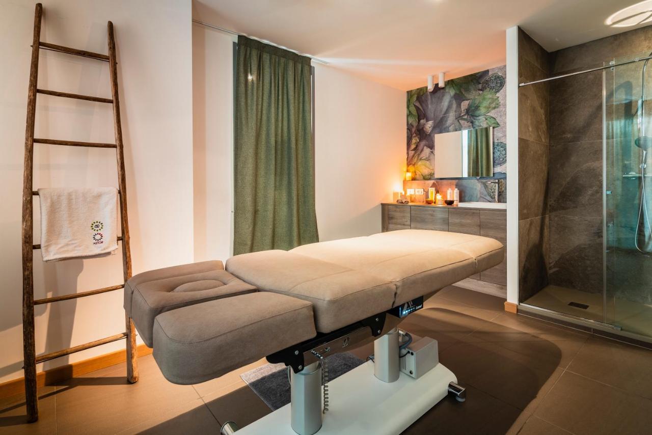 Suites Hotel Astor Belluno Luaran gambar