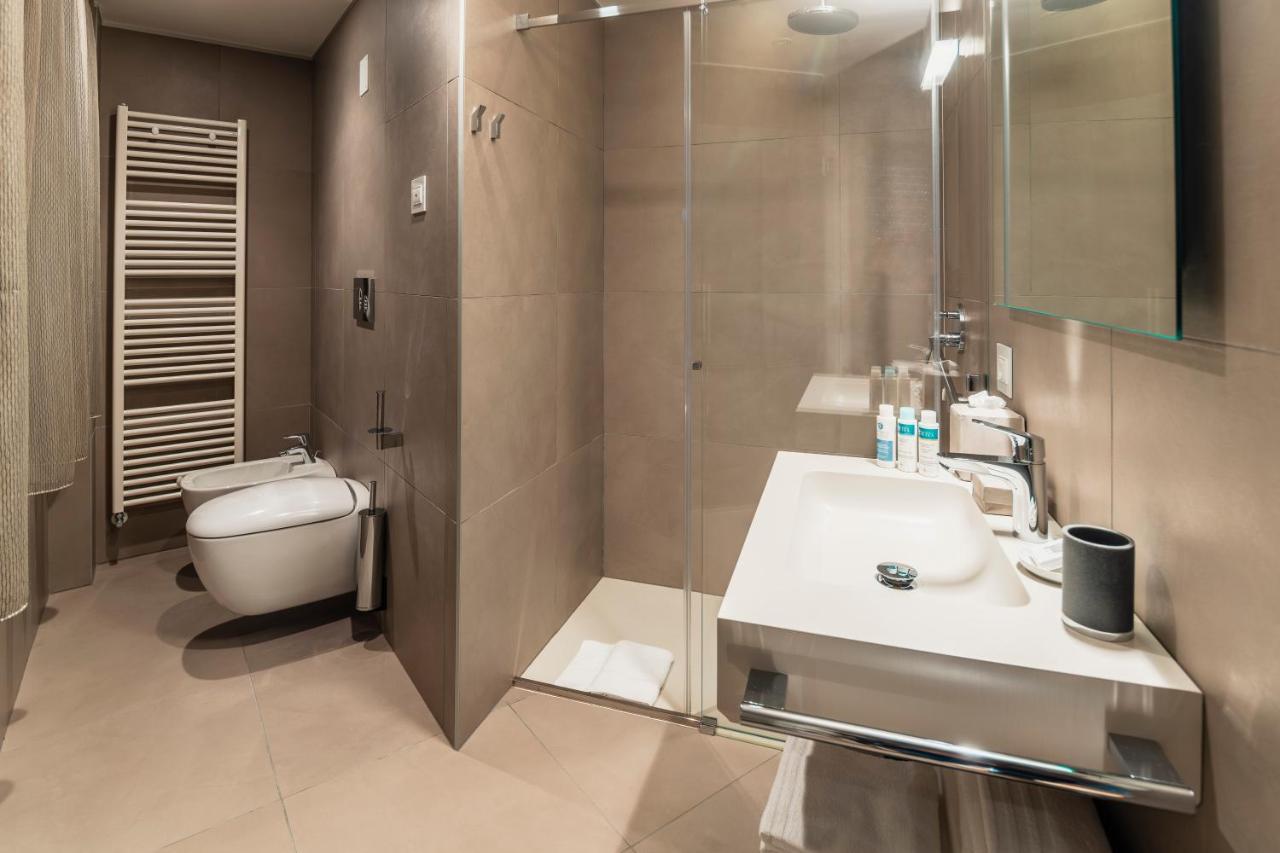 Suites Hotel Astor Belluno Luaran gambar