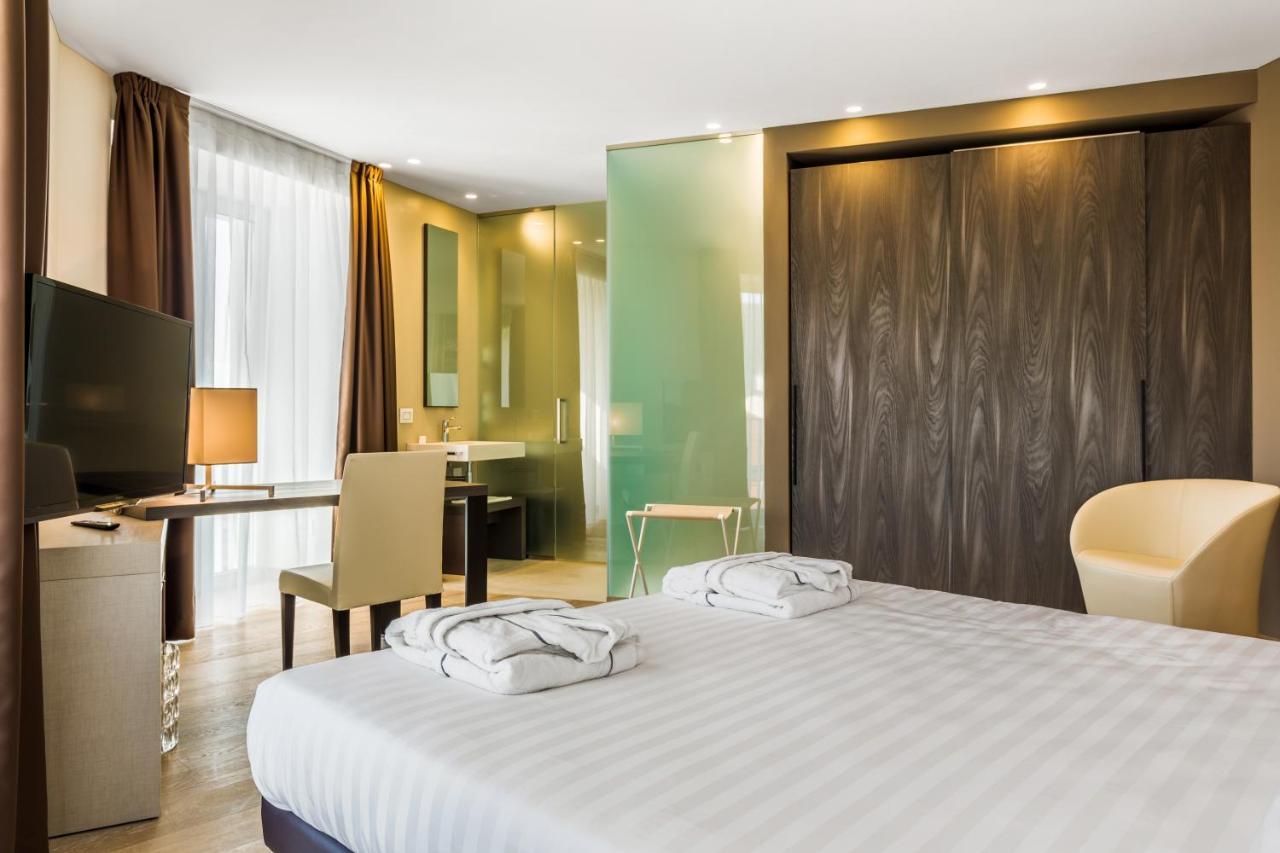 Suites Hotel Astor Belluno Luaran gambar